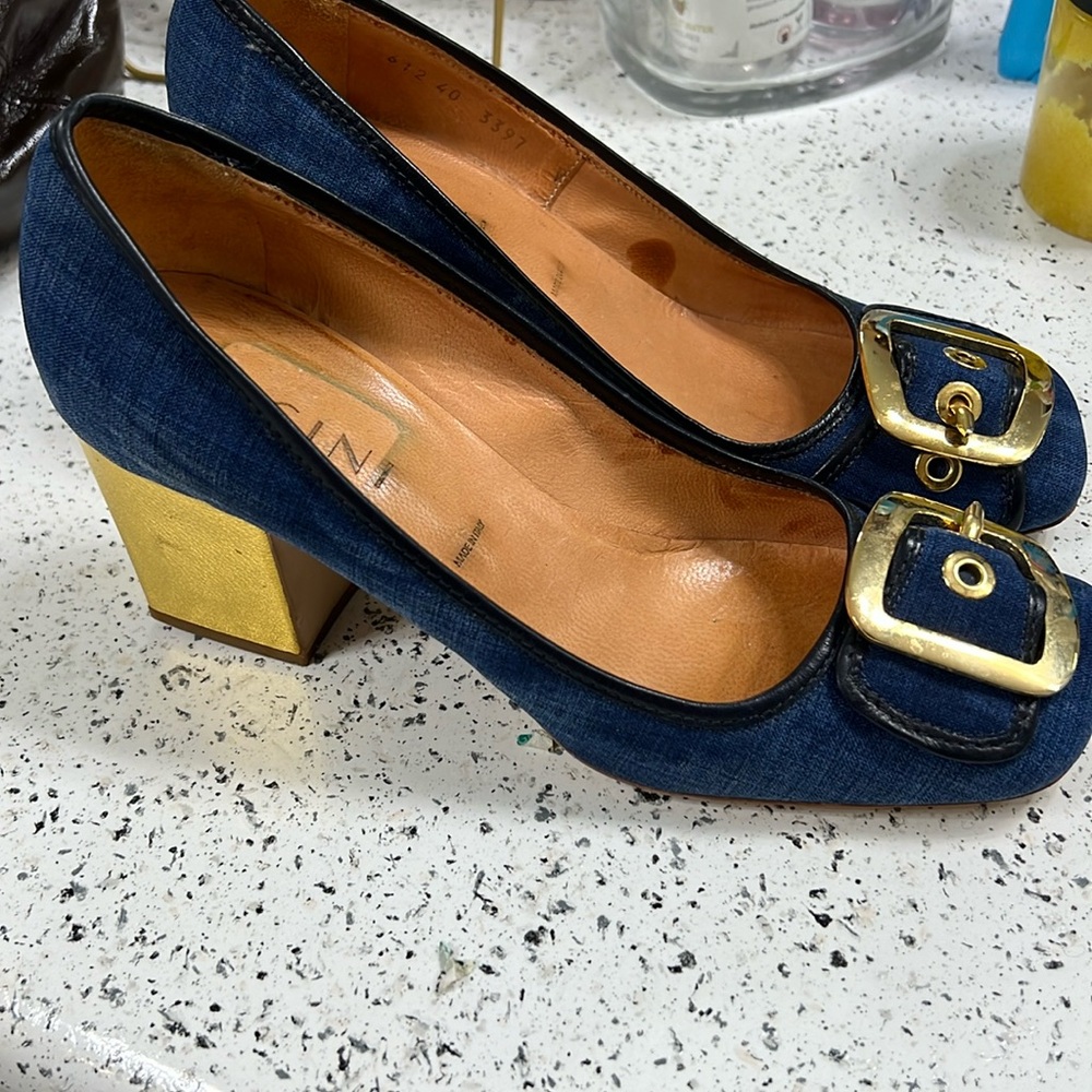 Beautiful denim Vicini pumps EUC!